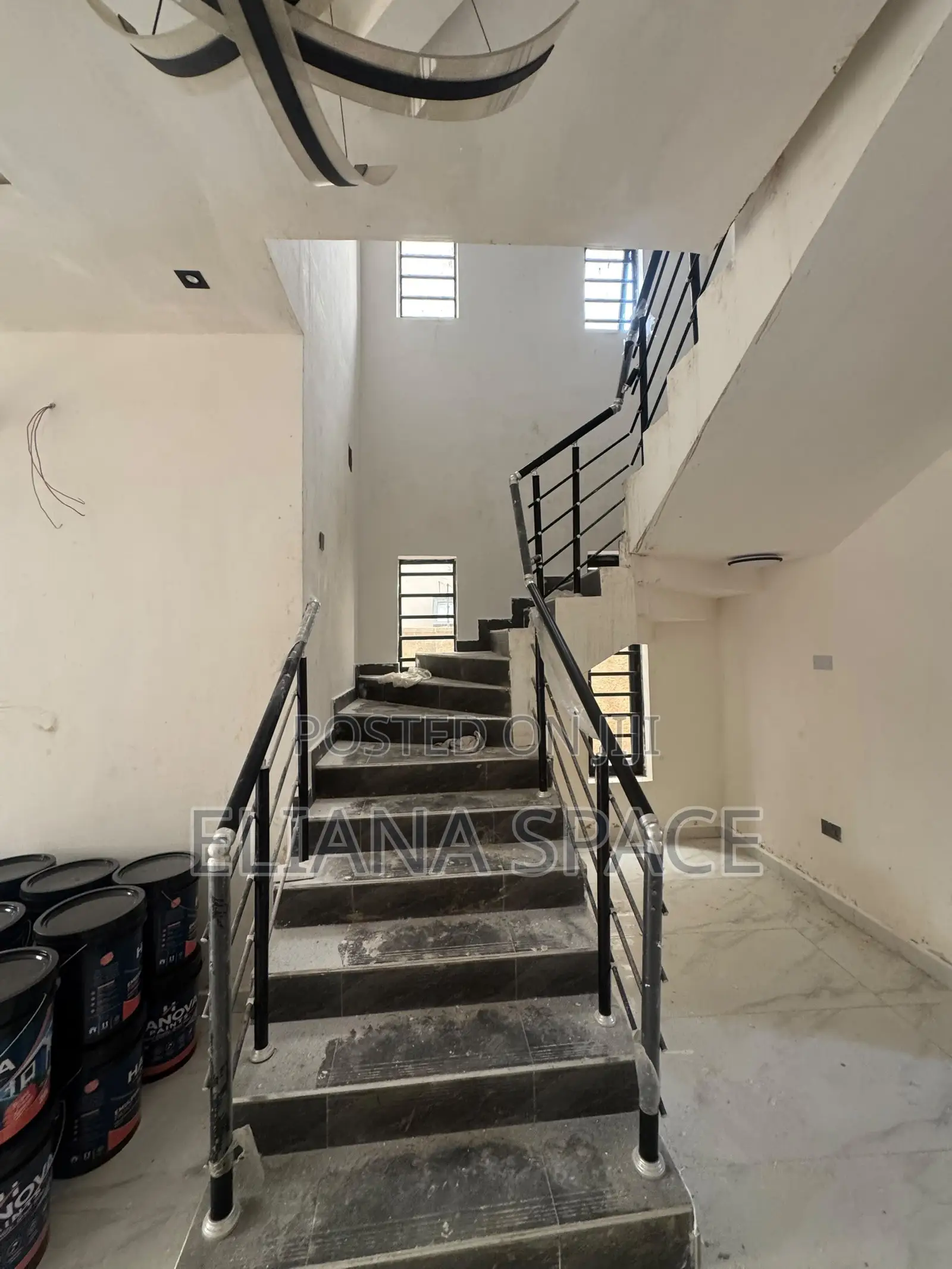 3bdrm Duplex in College Road, Fagba for sale in Fagba