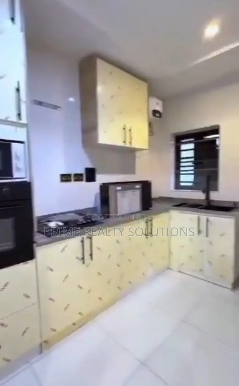 2bdrm Duplex in Ikota for rent in Ikota