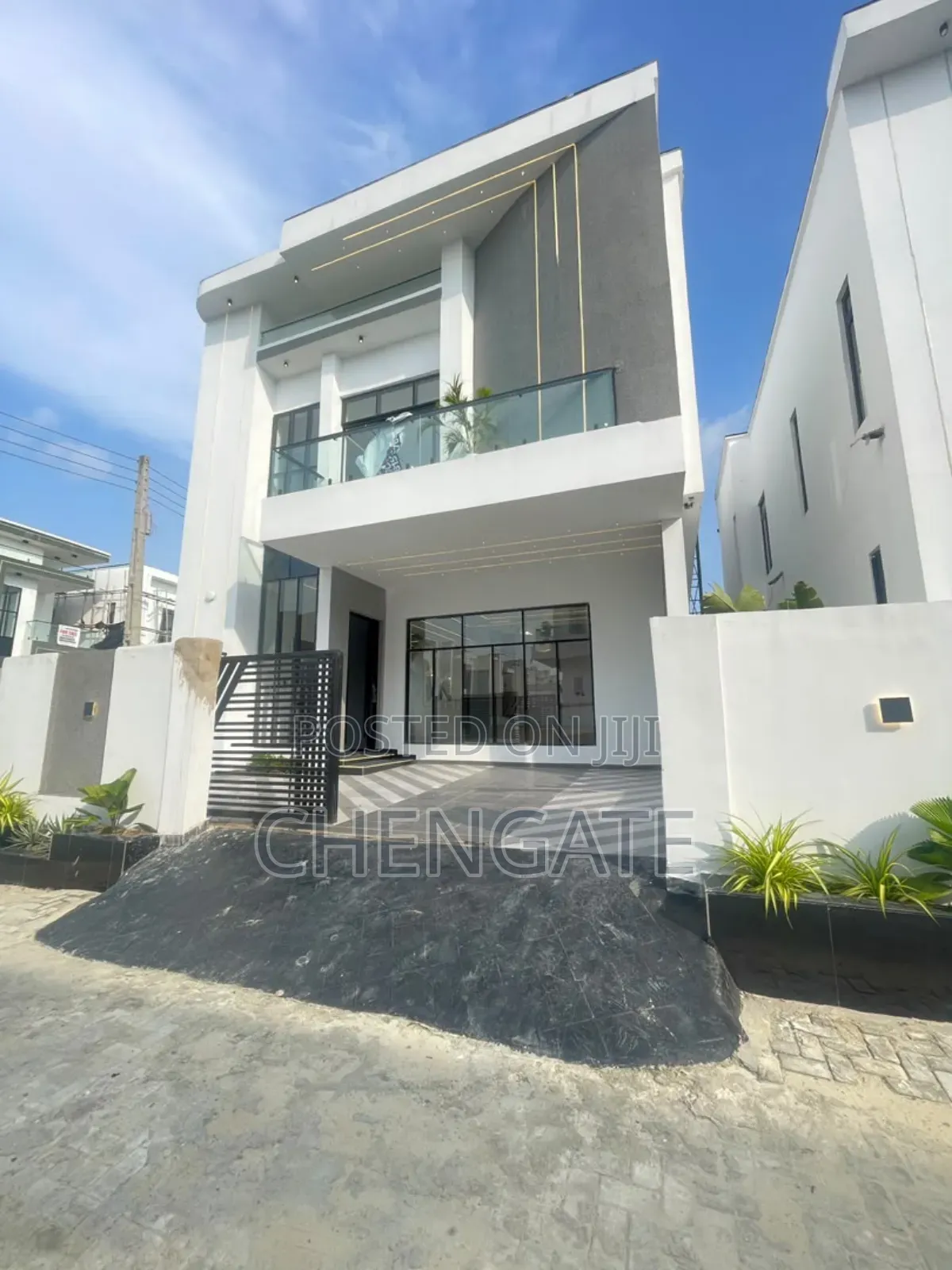 4bdrm Duplex in Ajah for sale in Ajah