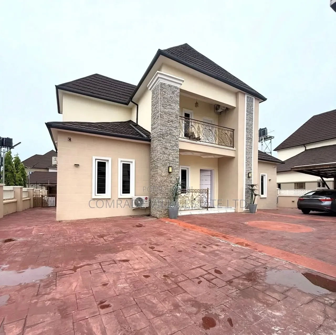 Furnished 5bdrm Duplex in FHA for sale in FHA
