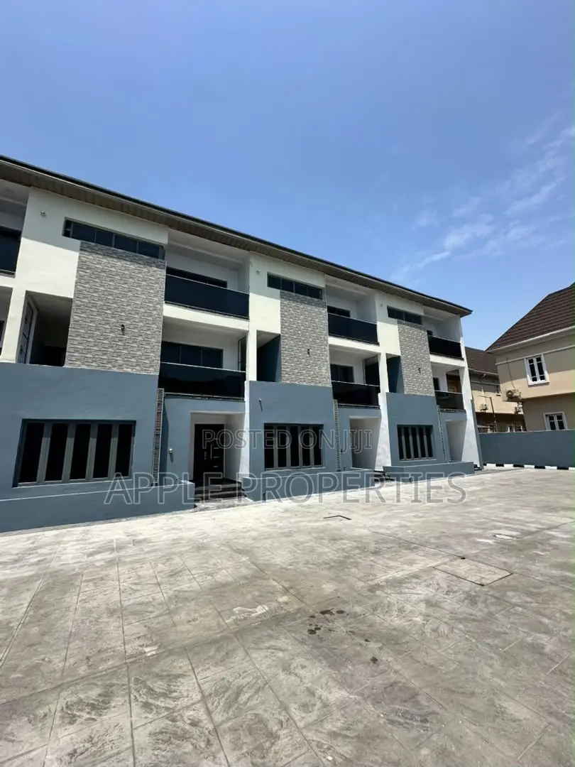 4bdrm Townhouse / Terrace in Lekki Phase 1 for rent in Lekki Phase 1