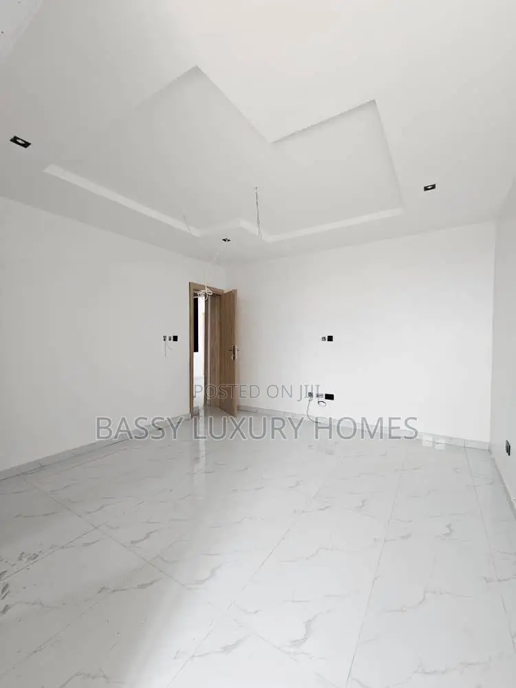 Furnished 2bdrm Apartment in Ologolo for sale in Ologolo