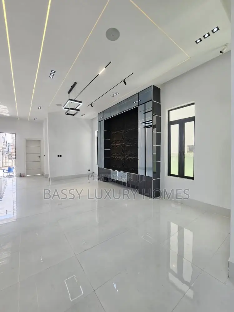 Furnished 5bdrm Duplex in Abraham Adesanya Estate for sale in Abraham Adesanya Estate
