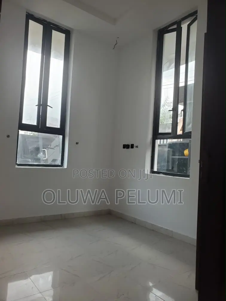 2bdrm Apartment in Ken-Legend Court, Ikate for sale in Ikate