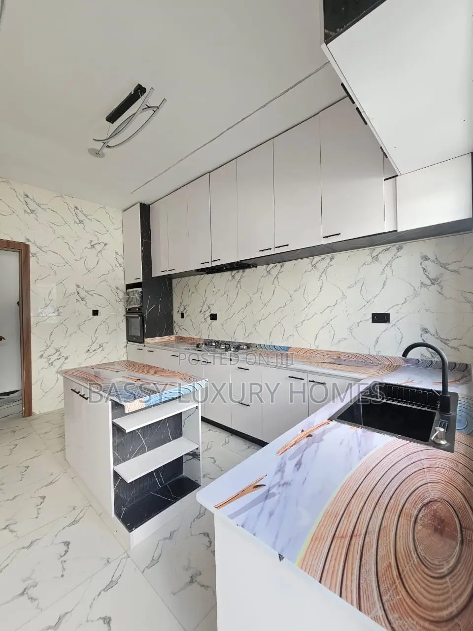 4bdrm Duplex in Abraham Adesanya Estate for sale in Abraham Adesanya Estate