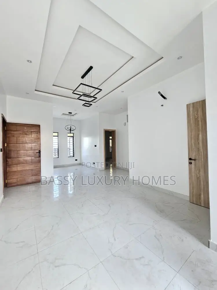 2bdrm Apartment in Abraham Adesanya Estate for sale in Abraham Adesanya Estate