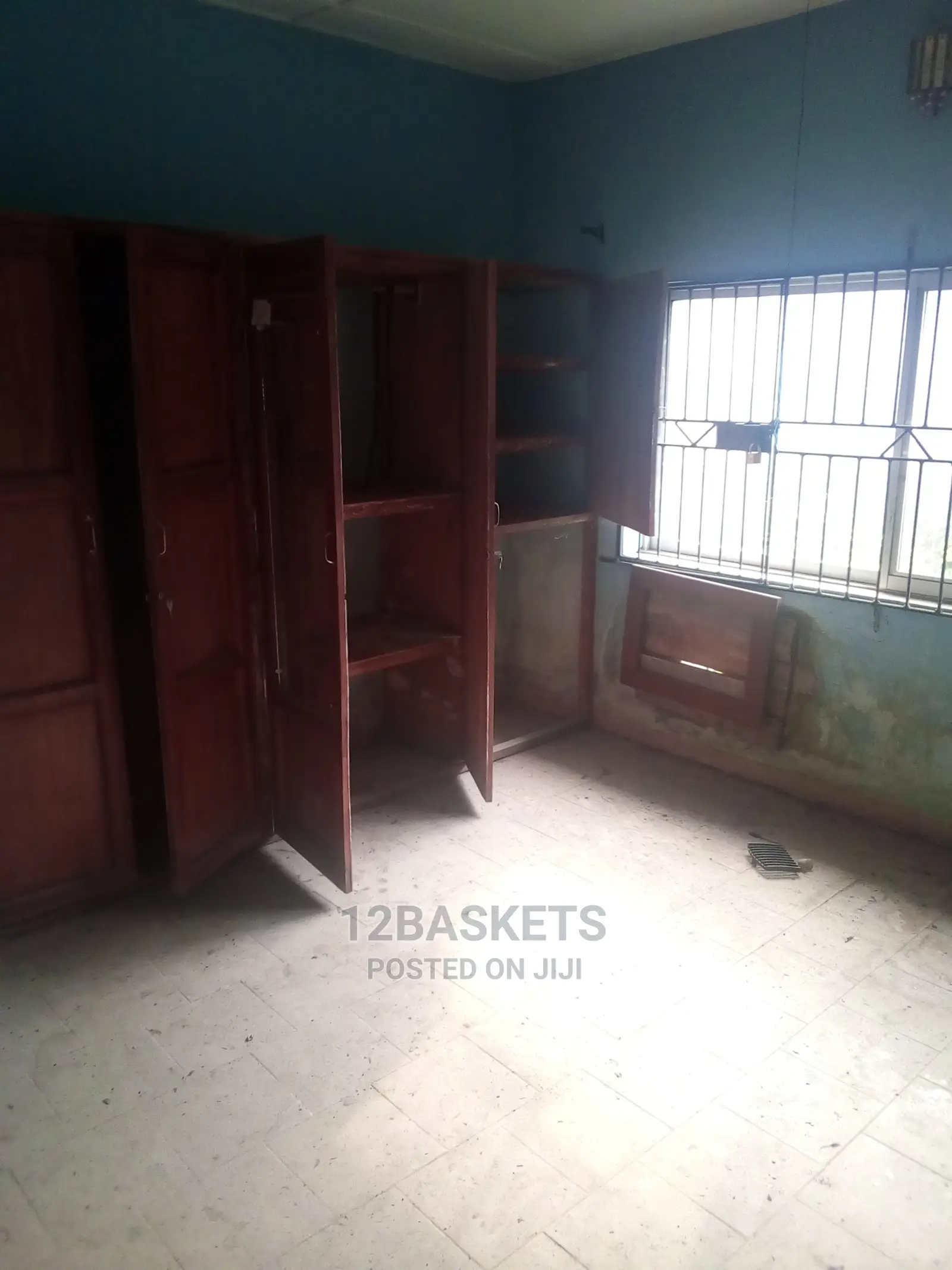 5bdrm House in Magodo Phase 1 for sale in Magodo