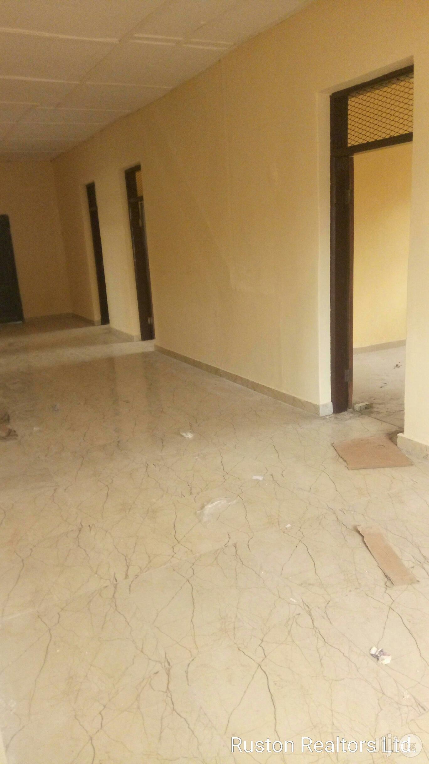 16 Rooms Building Ideal for Commercial Purposes in Ibadan