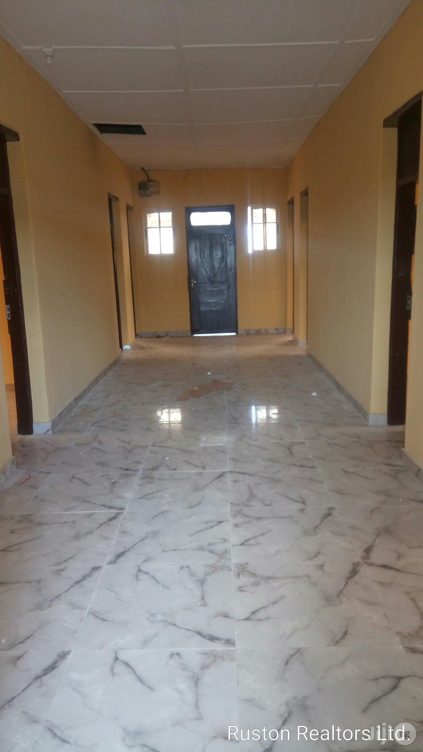 16 Rooms Building Ideal for Commercial Purposes in Ibadan