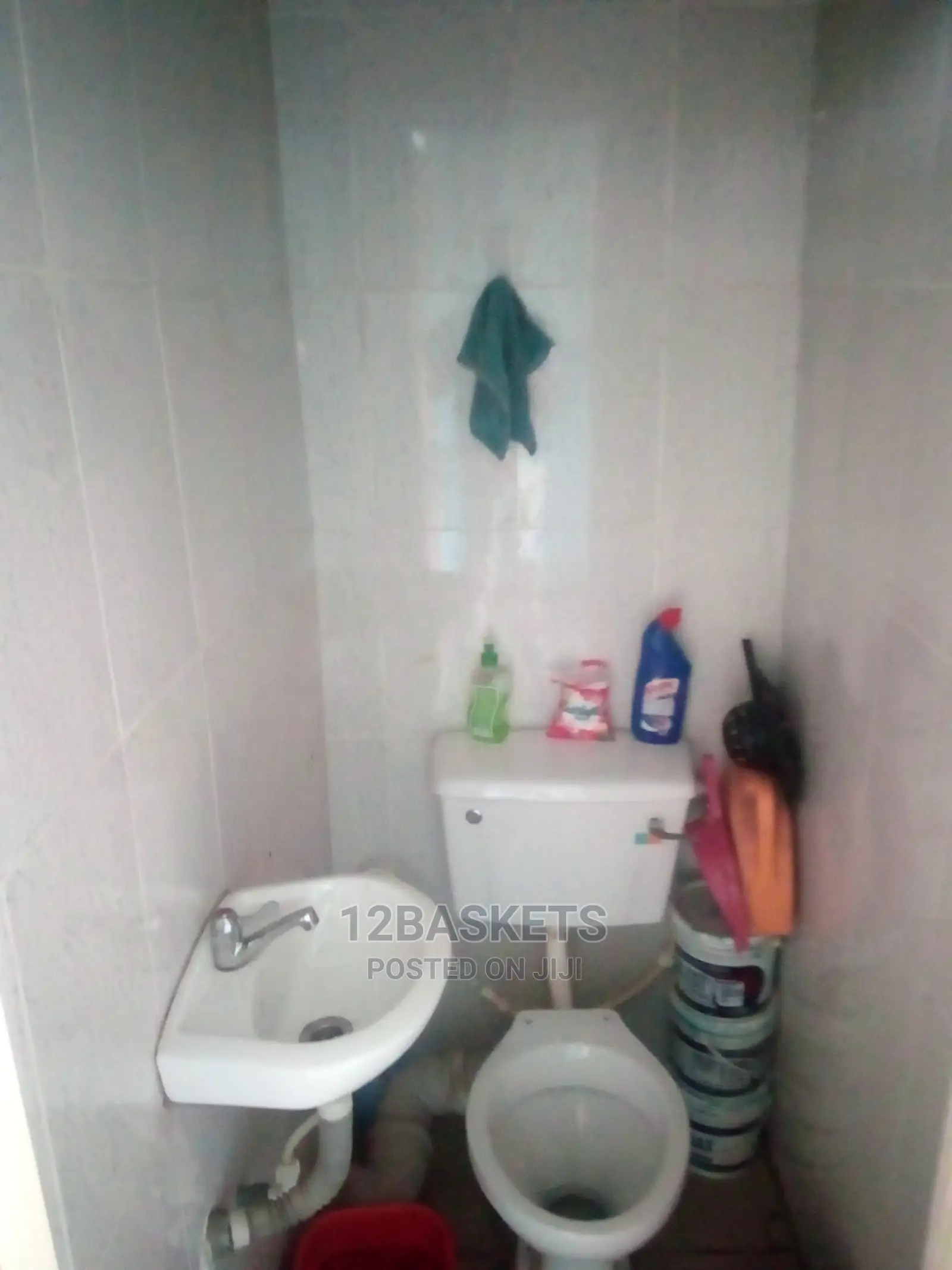 Spacious Shop/Office at Ojodu Berger for Rent. in Ojodu