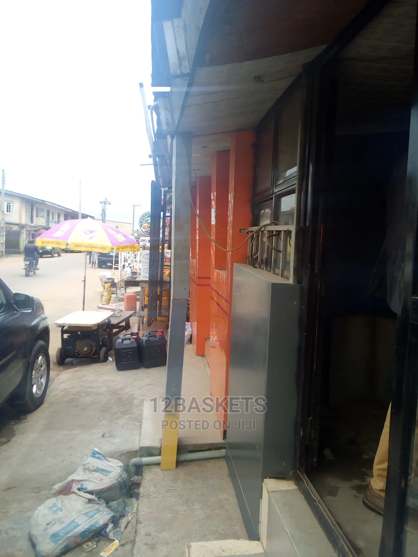 Spacious Shop at Ojodu Berger for Rent. in Ojodu