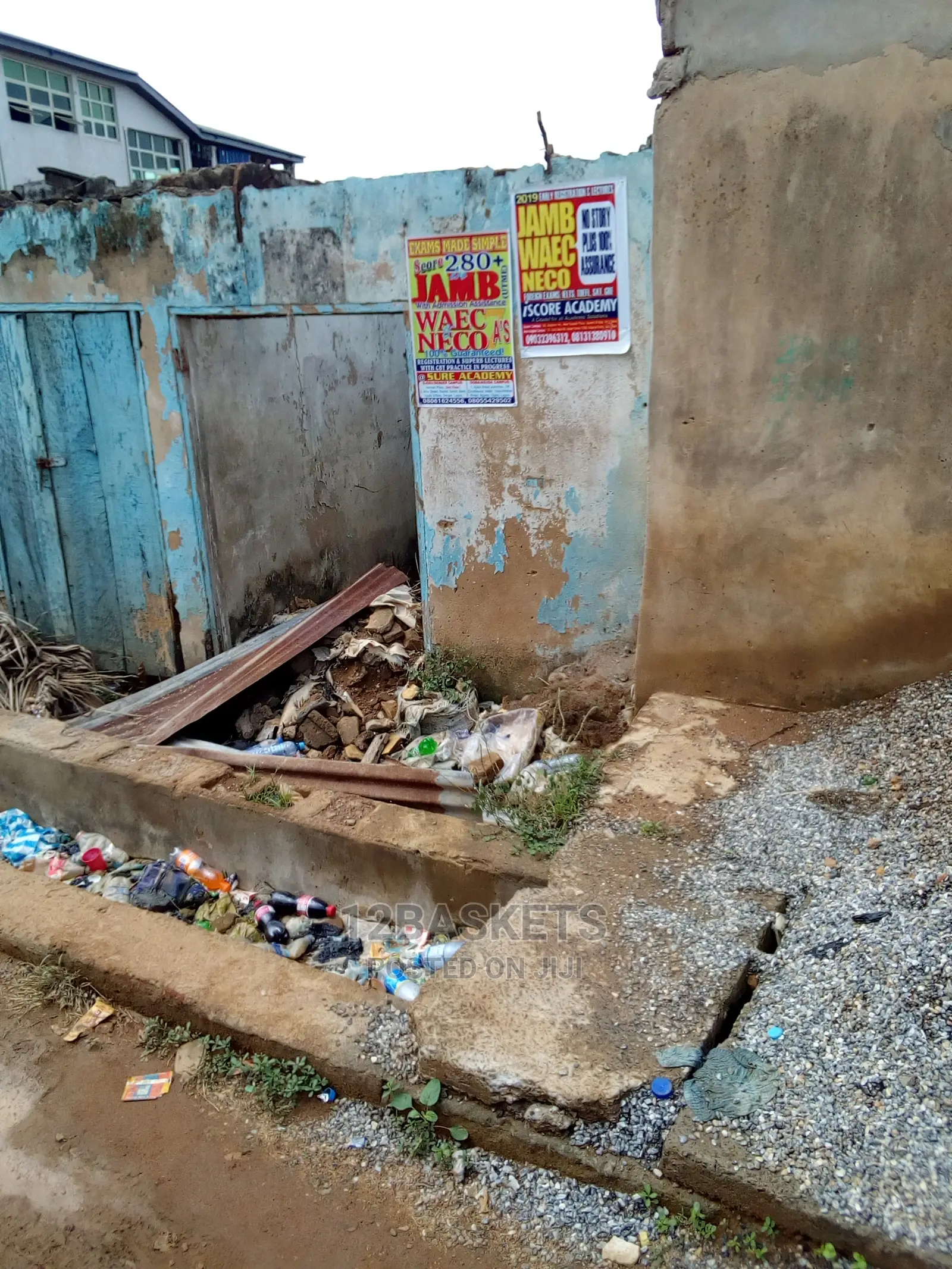 Land With Demolishable Property at Yakoyo Ojodu. in Ojodu