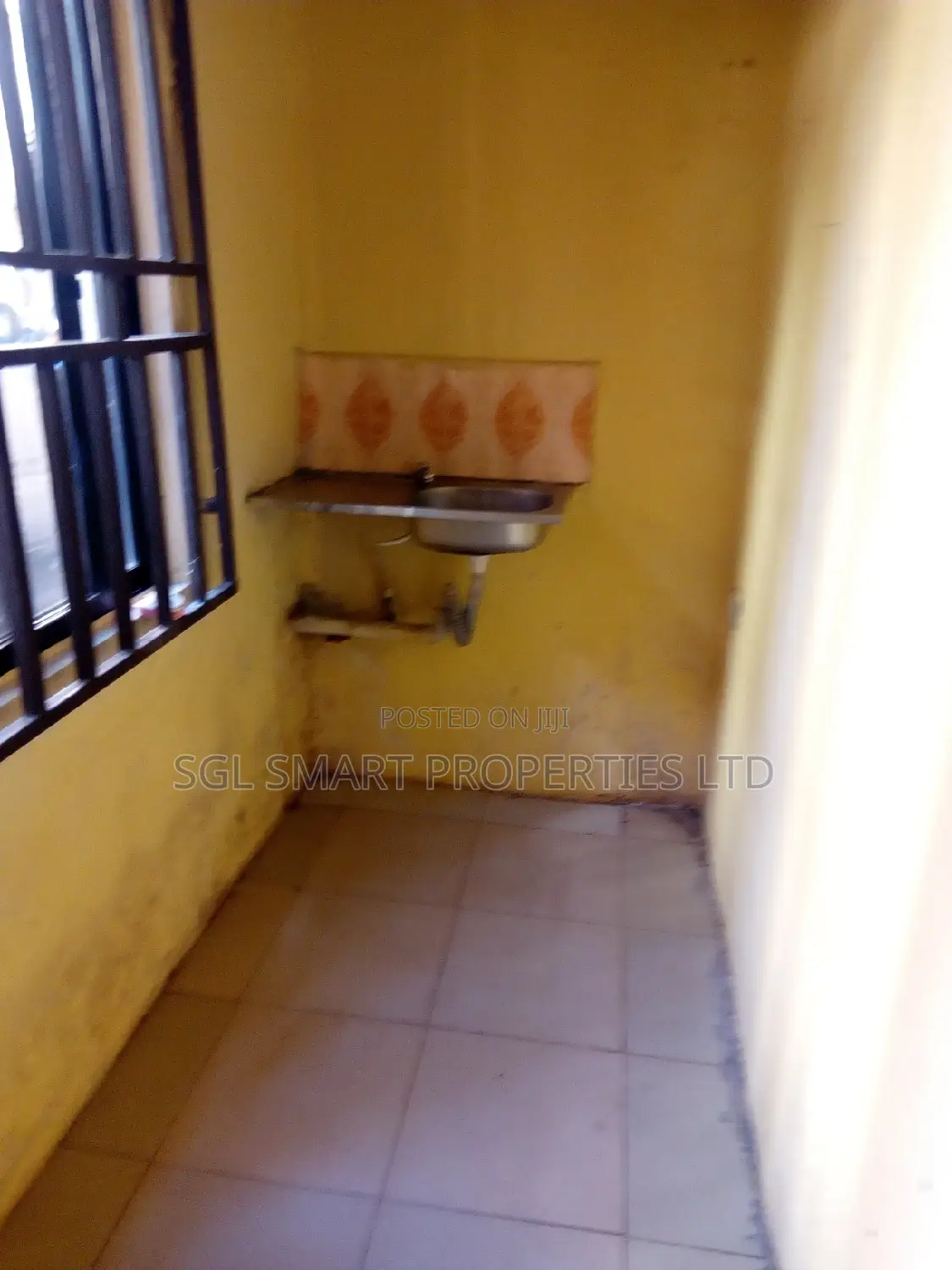 Selfcontain to Let in Awka