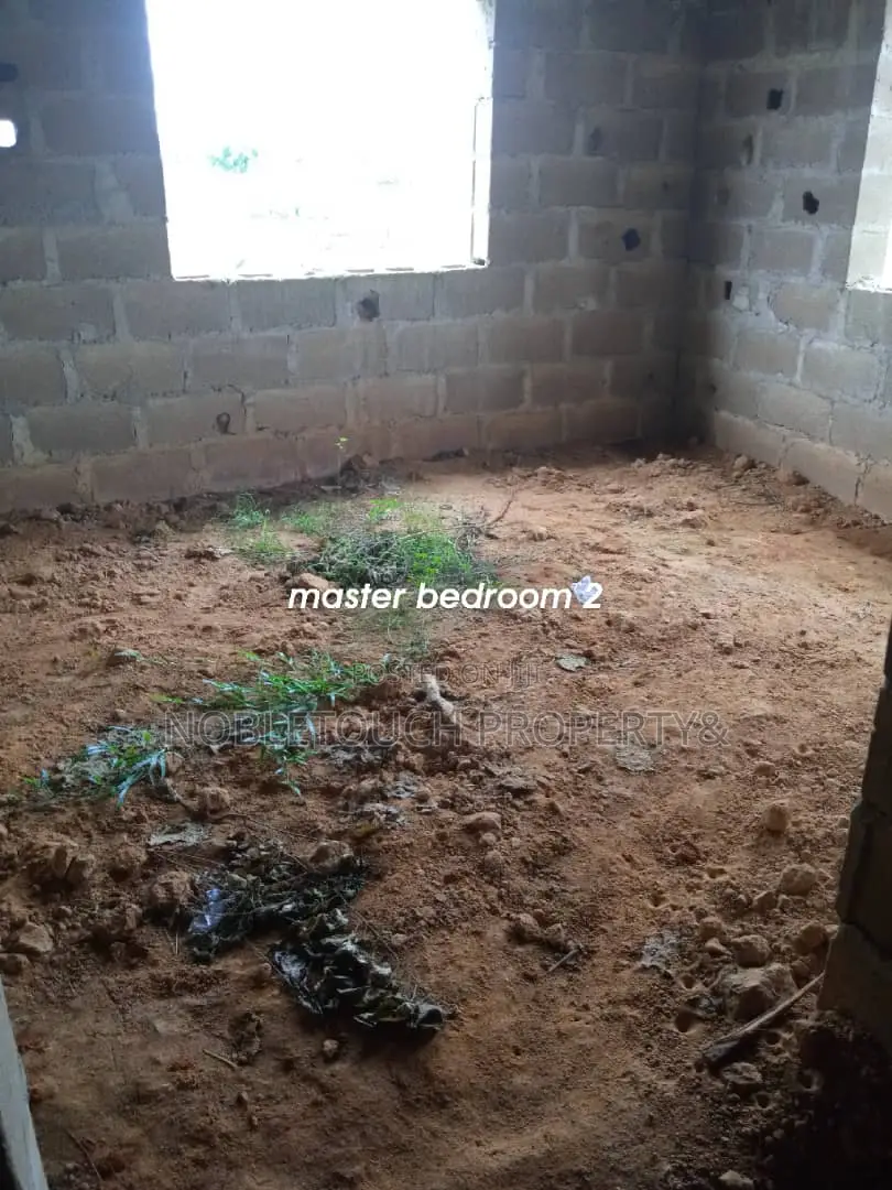 A Well Modern 4bedroom Bungalow With Jiraf Roofing On 2plots in Ifo