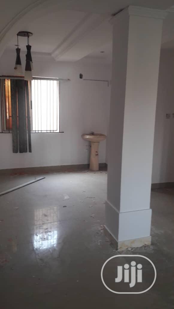 4bdrm Duplex in Surulere for Rent in Surulere