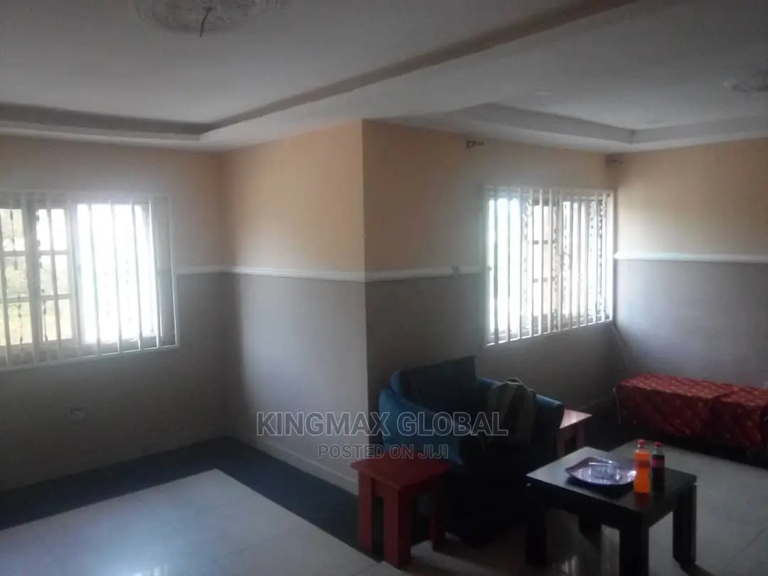 3bdrm Apartment in Wuse 2 for sale in Wuse 2