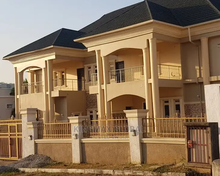 Katampe Extension: Spacious Two Wings of 5 Bedroom Duplex in Katampe