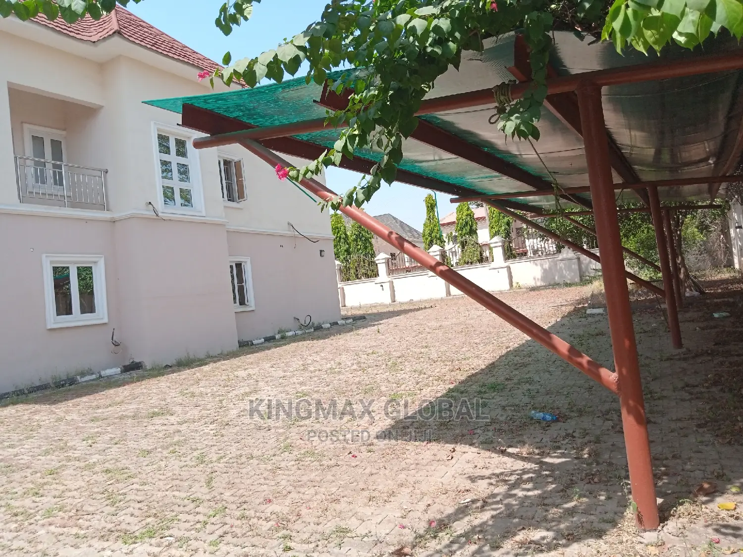 For Sales: Spacious Luxury 6 Bedroom Duplex With 2bedrom Guest House. in Gwarinpa