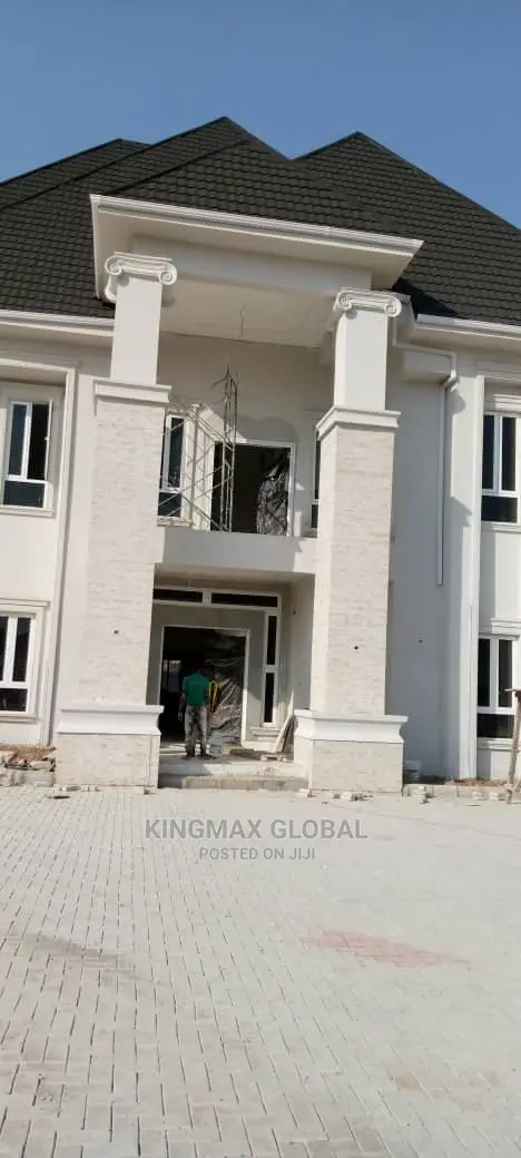 Furnished 6bdrm Mansion in Gwarinpa for sale in Gwarinpa