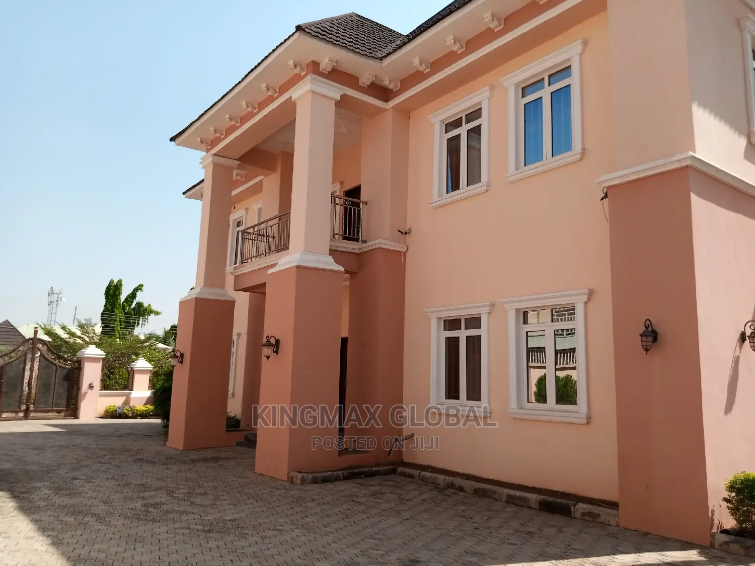6bdrm Mansion in Gwarinpa for sale in Gwarinpa