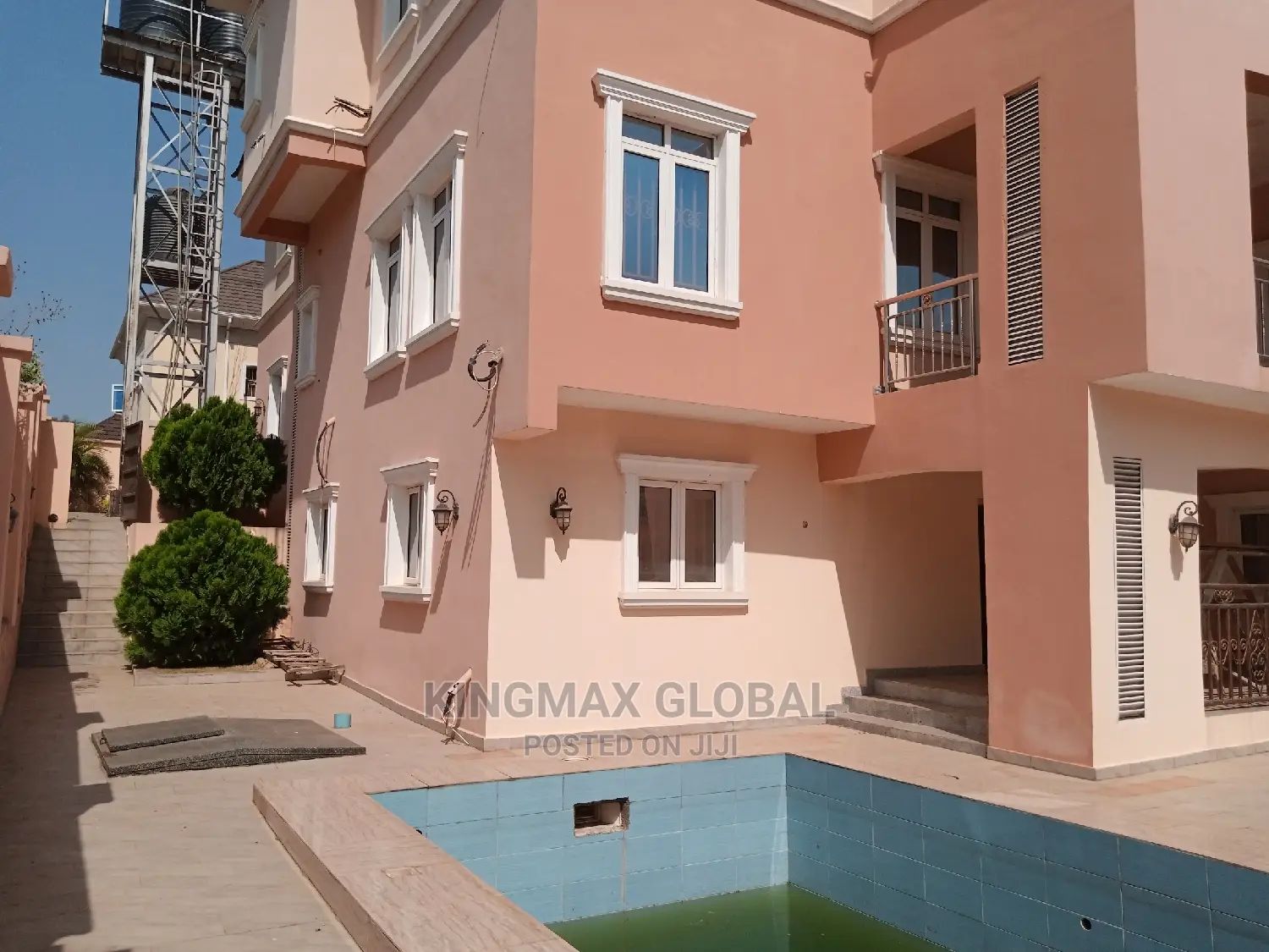 6bdrm Mansion in Gwarinpa for sale in Gwarinpa