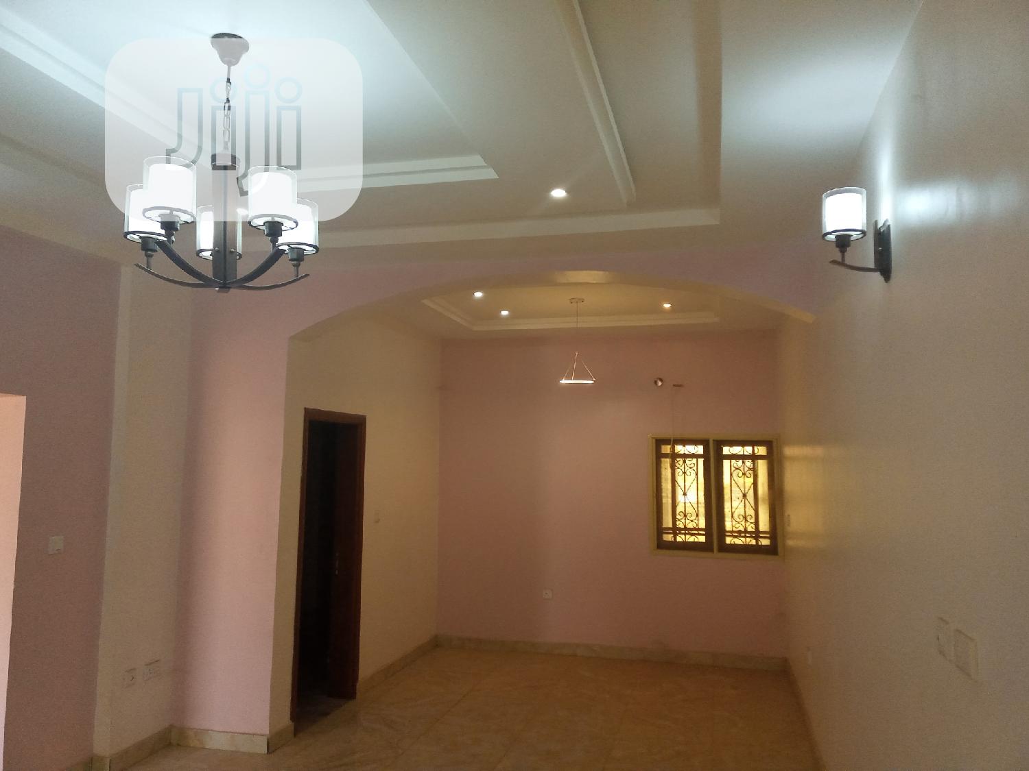 4bdrm Duplex in Durumi for sale in Durumi