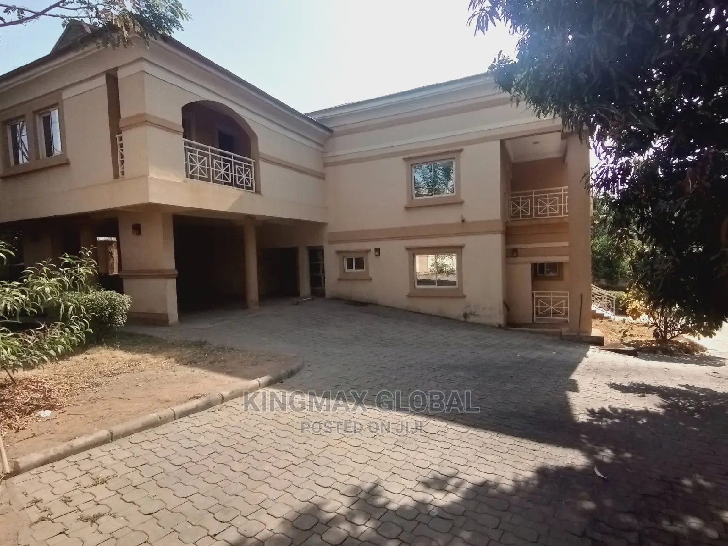 Spacious Property for Sale in Asokoro Abuja in Asokoro
