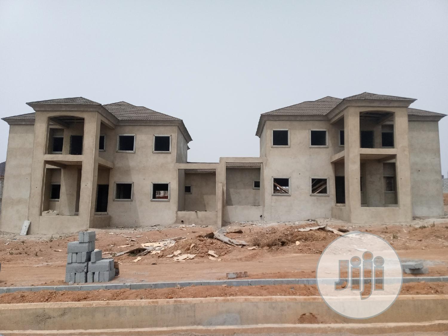4bdrm Duplex in Asokoro for sale in Asokoro