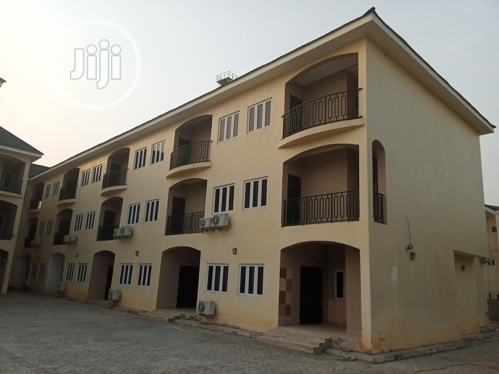 4bdrm Duplex in Jabi for sale in Jabi