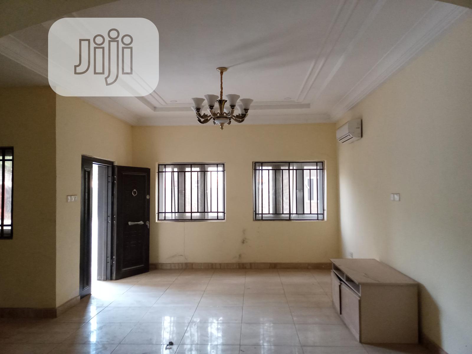 4bdrm Duplex in Jabi for sale in Jabi