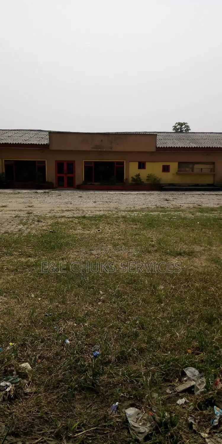 Multipurpose Space For Eateries, Bars, Car Link, Restaurant, Etc in Obio-Akpor