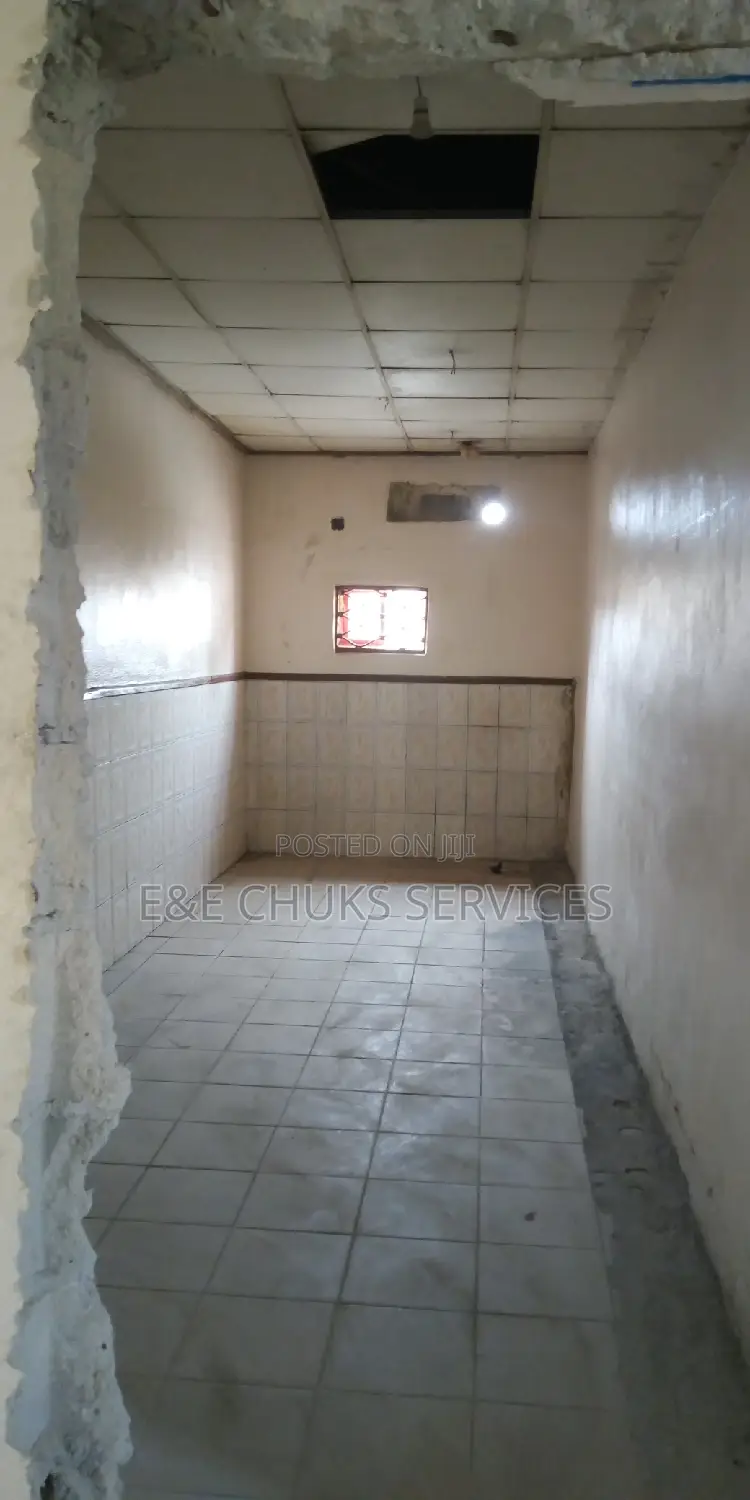 Multipurpose Space For Eateries, Bars, Car Link, Restaurant, Etc in Obio-Akpor