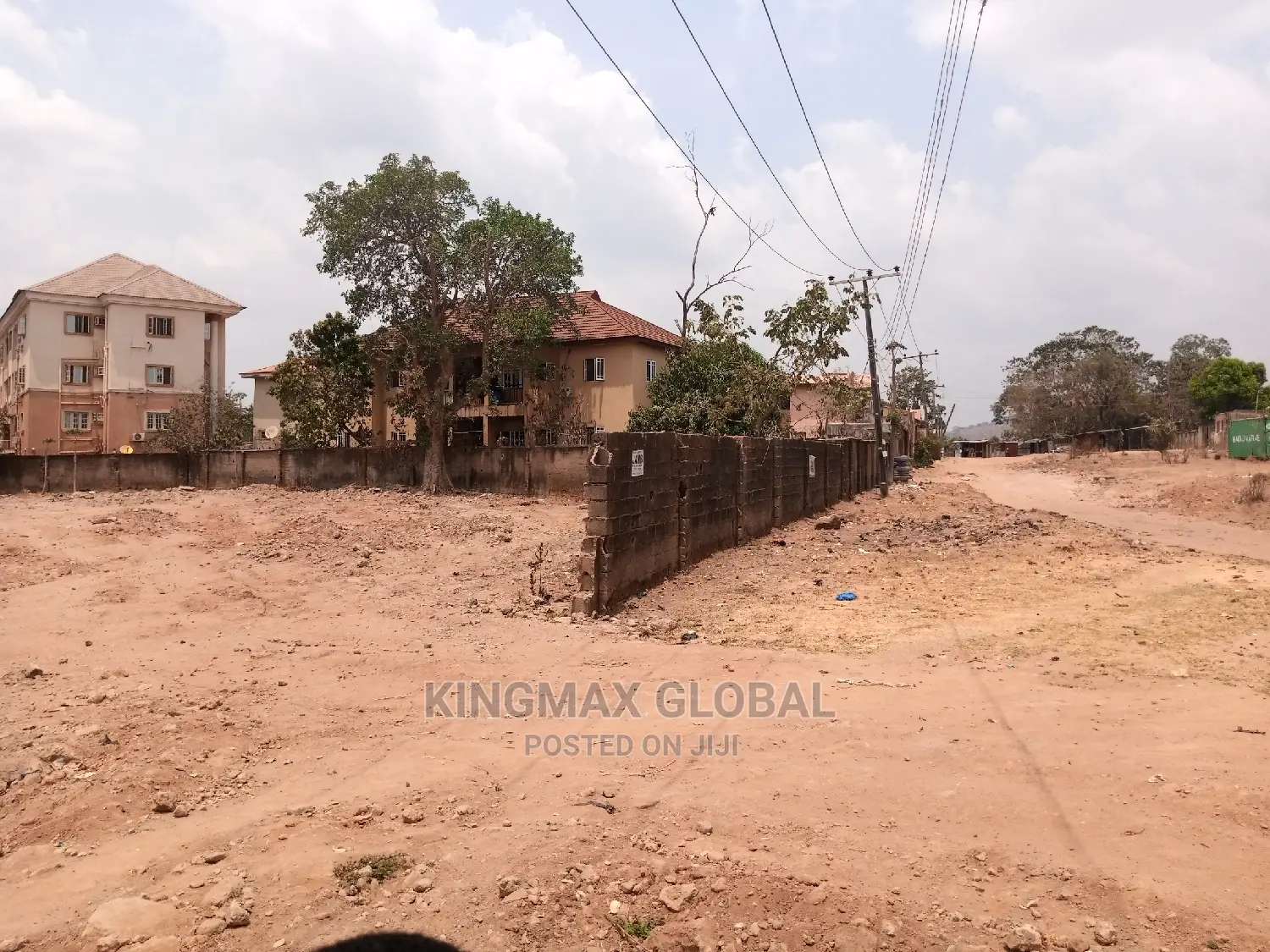 Lifecamp: Strategically Located 1300sqm Corner Land in Gwarinpa