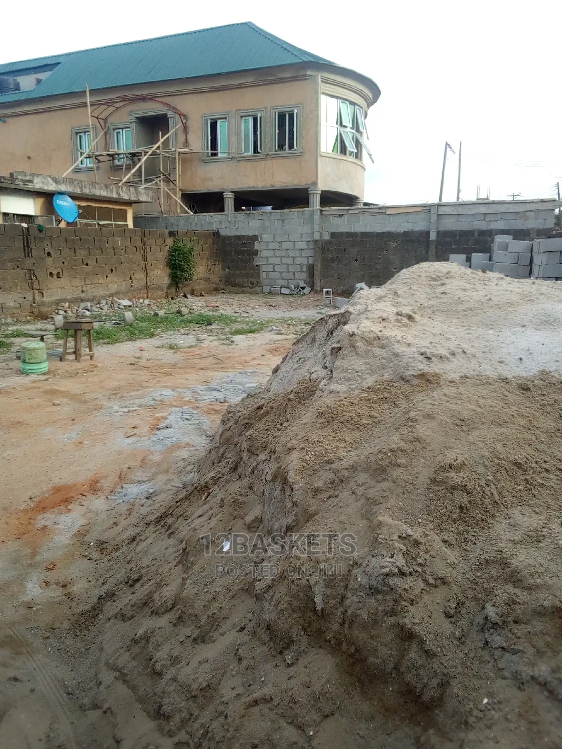 Plot of Corner Piece Land for Sale in Magodo Phase 1 in Magodo