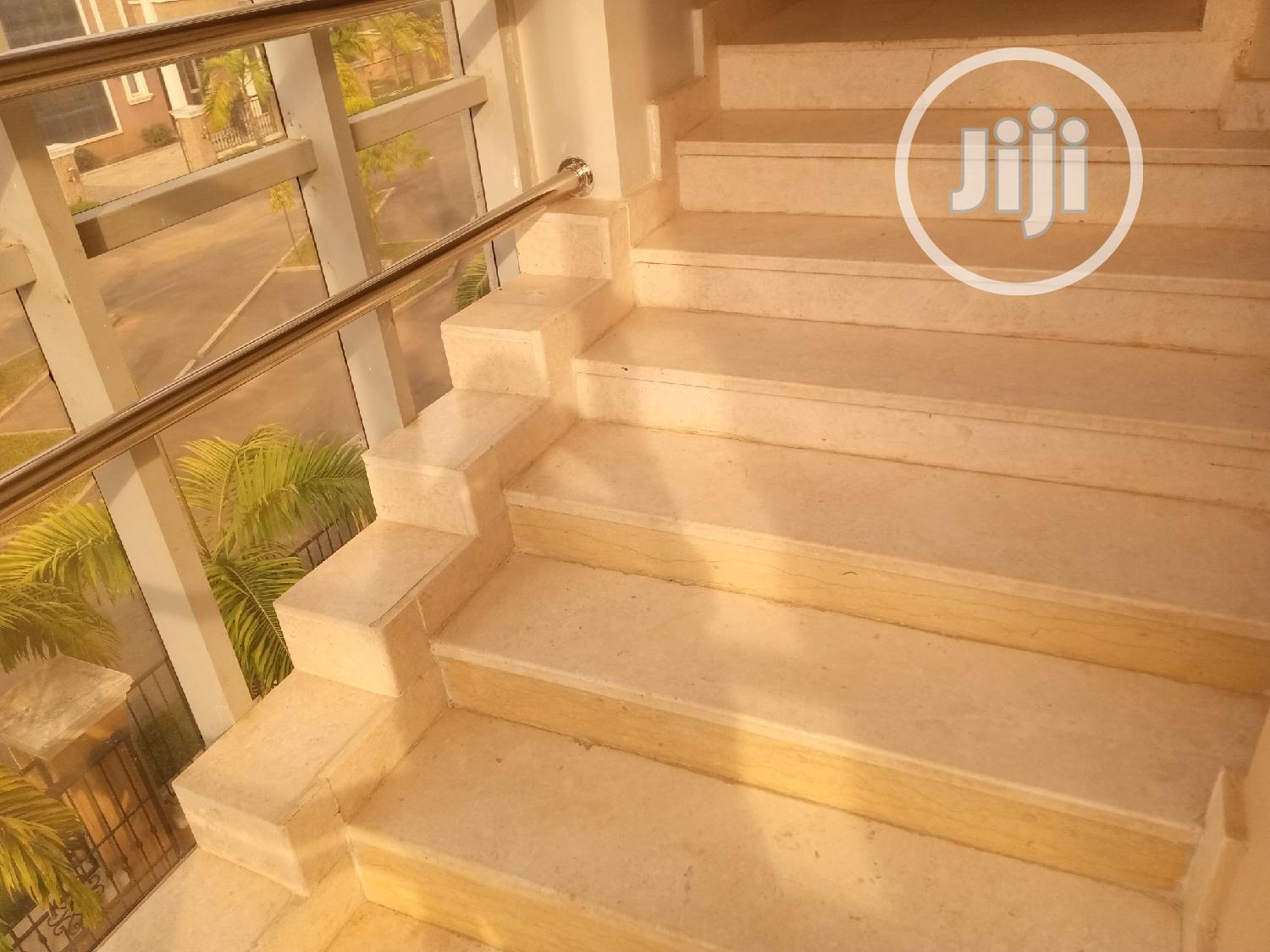 5bdrm Duplex in Jabi for sale in Jabi
