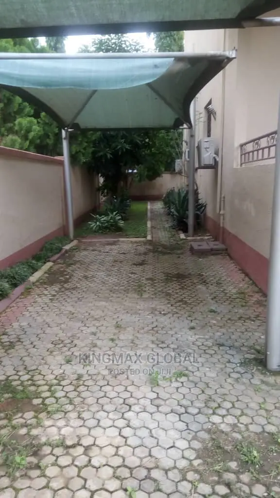4bdrm Duplex in Maitama for sale in Maitama