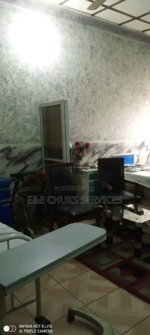 Standard Hospital For Sale Close To Peter Odili Road, Portharcourt in Obio-Akpor