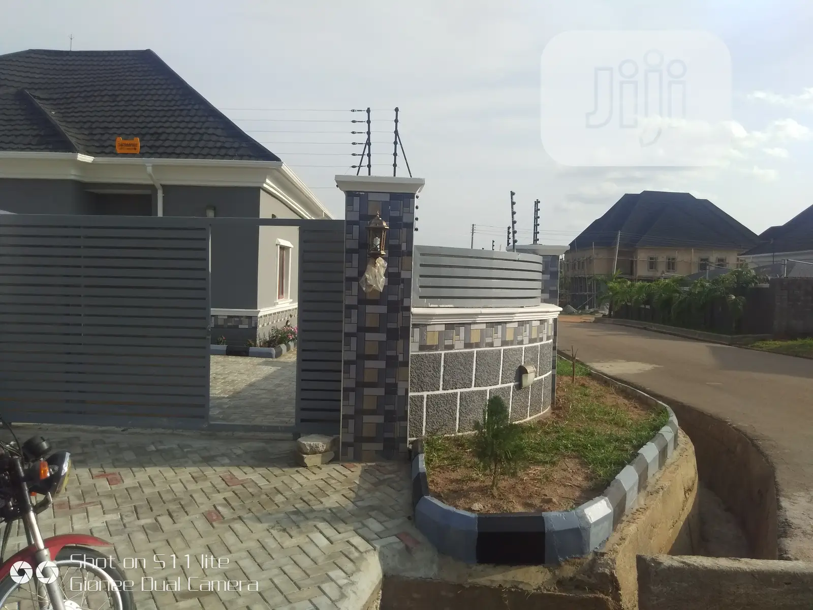 3bdrm Bungalow in Efab Queen Estate By, Gwarinpa for rent in Gwarinpa
