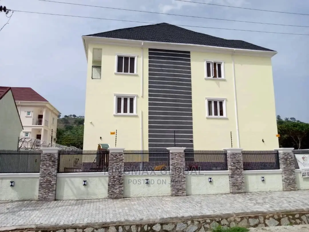 4bdrm Duplex in Gwarinpa for rent in Gwarinpa