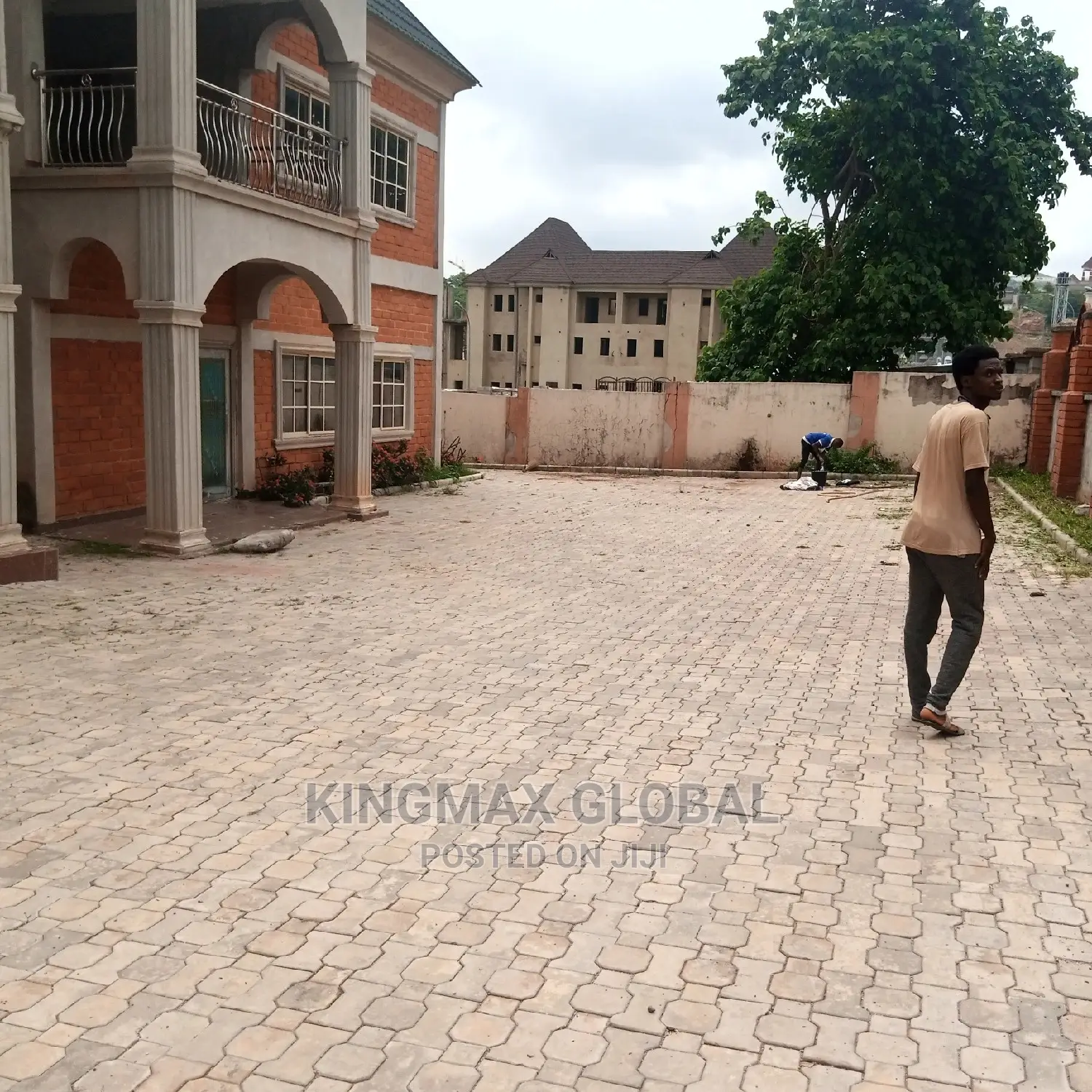 5bdrm Duplex in Guzape District for sale in Guzape District