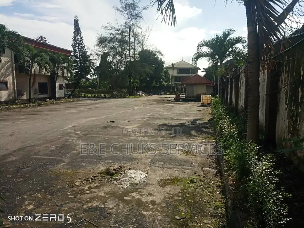 Sixty Rooms Hotel At GRA For Sale In Portharcourt in Obio-Akpor