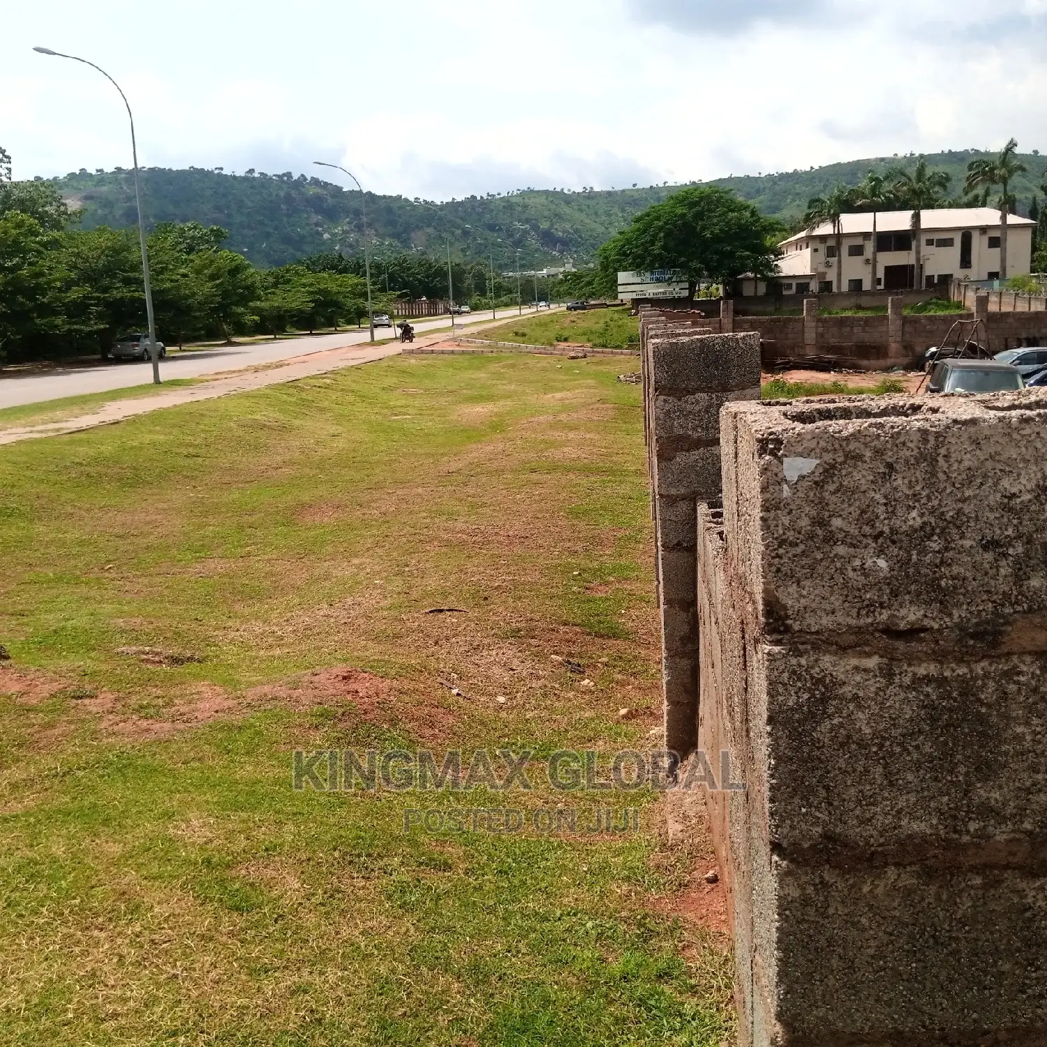 Katampe Extension:1800sqm Residential Plot Cofo Tarred Road in Katampe
