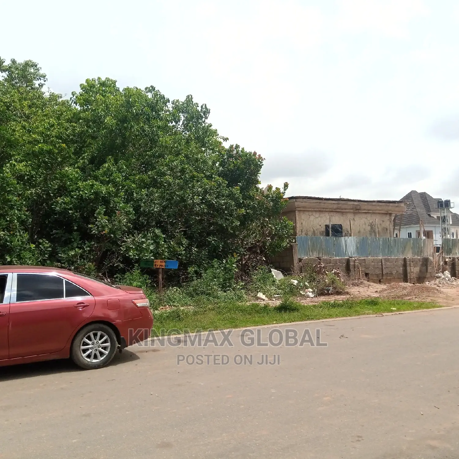 Strategically Located 1300sqm Residential Land Secured Place in Guzape District