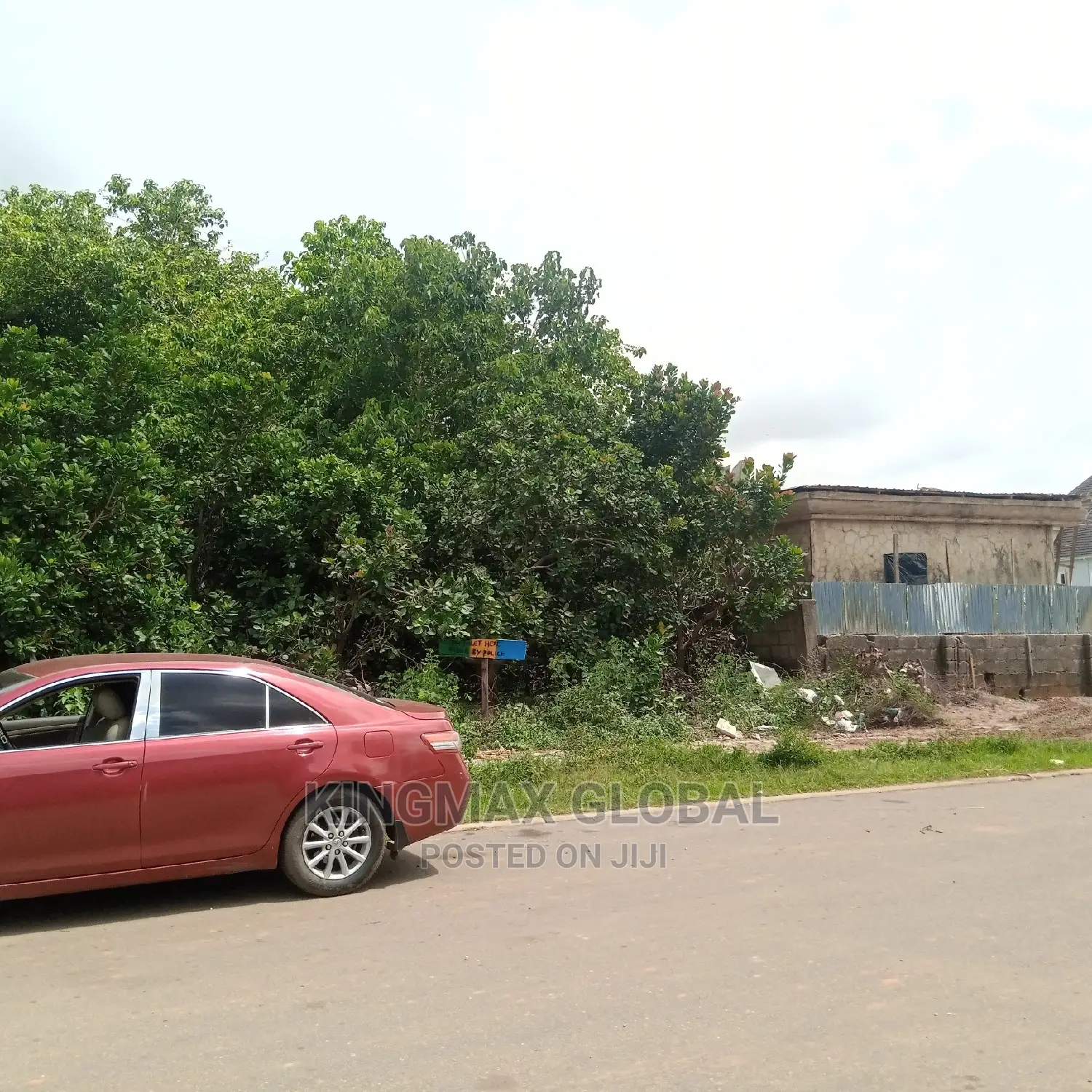 Strategically Located 1300sqm Residential Land Secured Place in Guzape District