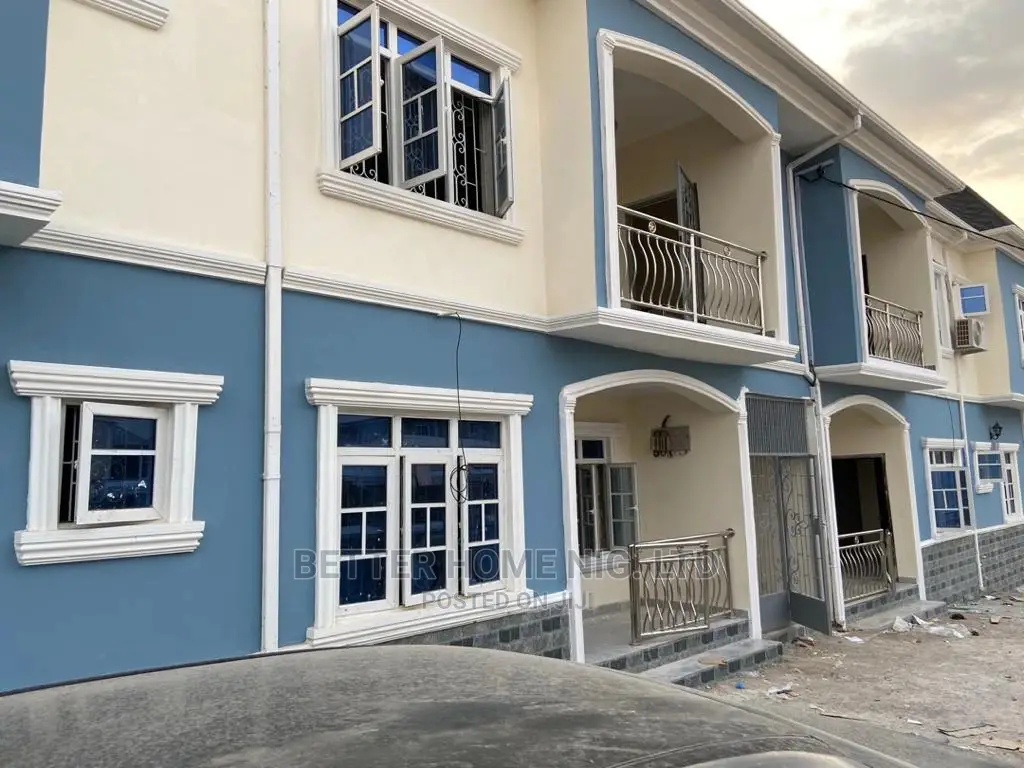 Furnished 3bdrm Block of Flats in Oluyole for rent in Oluyole