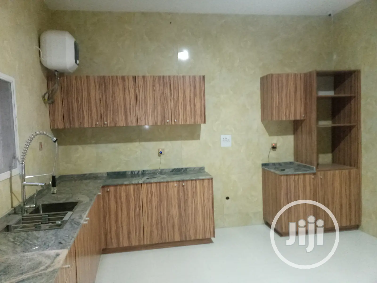 6bdrm Duplex in Gwarinpa for sale in Gwarinpa