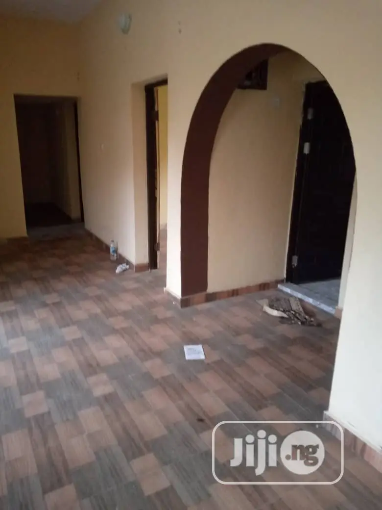 3bdrm Apartment in Cbn Estate, Amuwo-Odofin for sale in Amuwo-Odofin