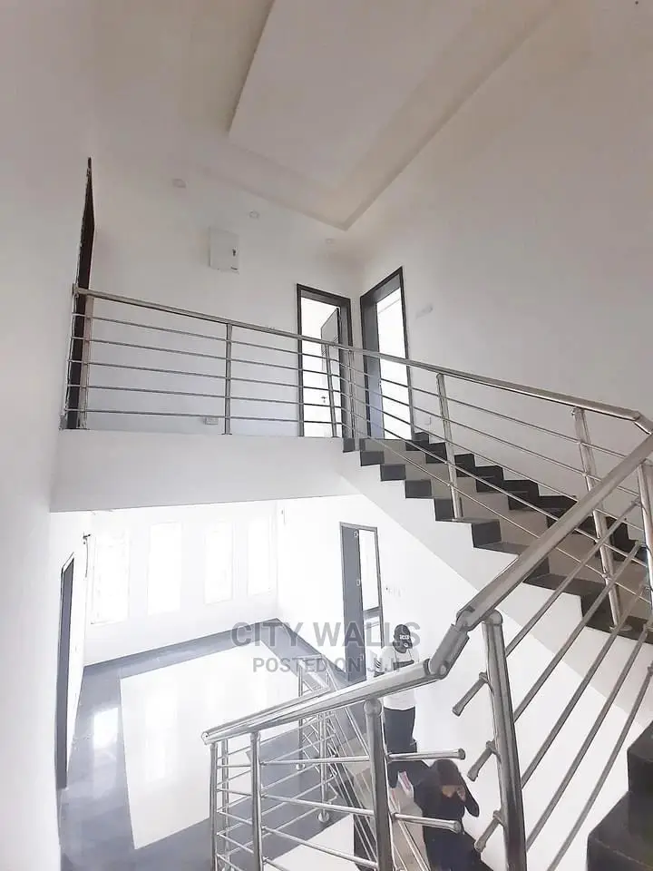 Nicely Built 4 Bedroom Duplex For Sale 85m in Lekki Phase 1