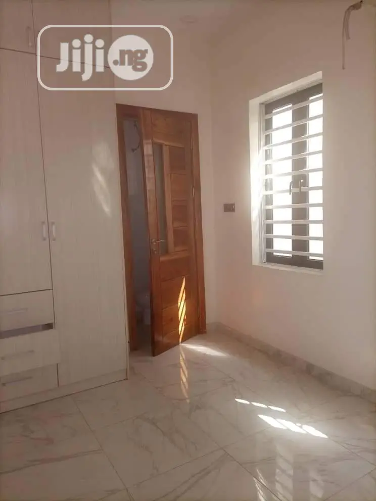 Furnished 3bdrm Block of Flats in Surulere for rent in Surulere