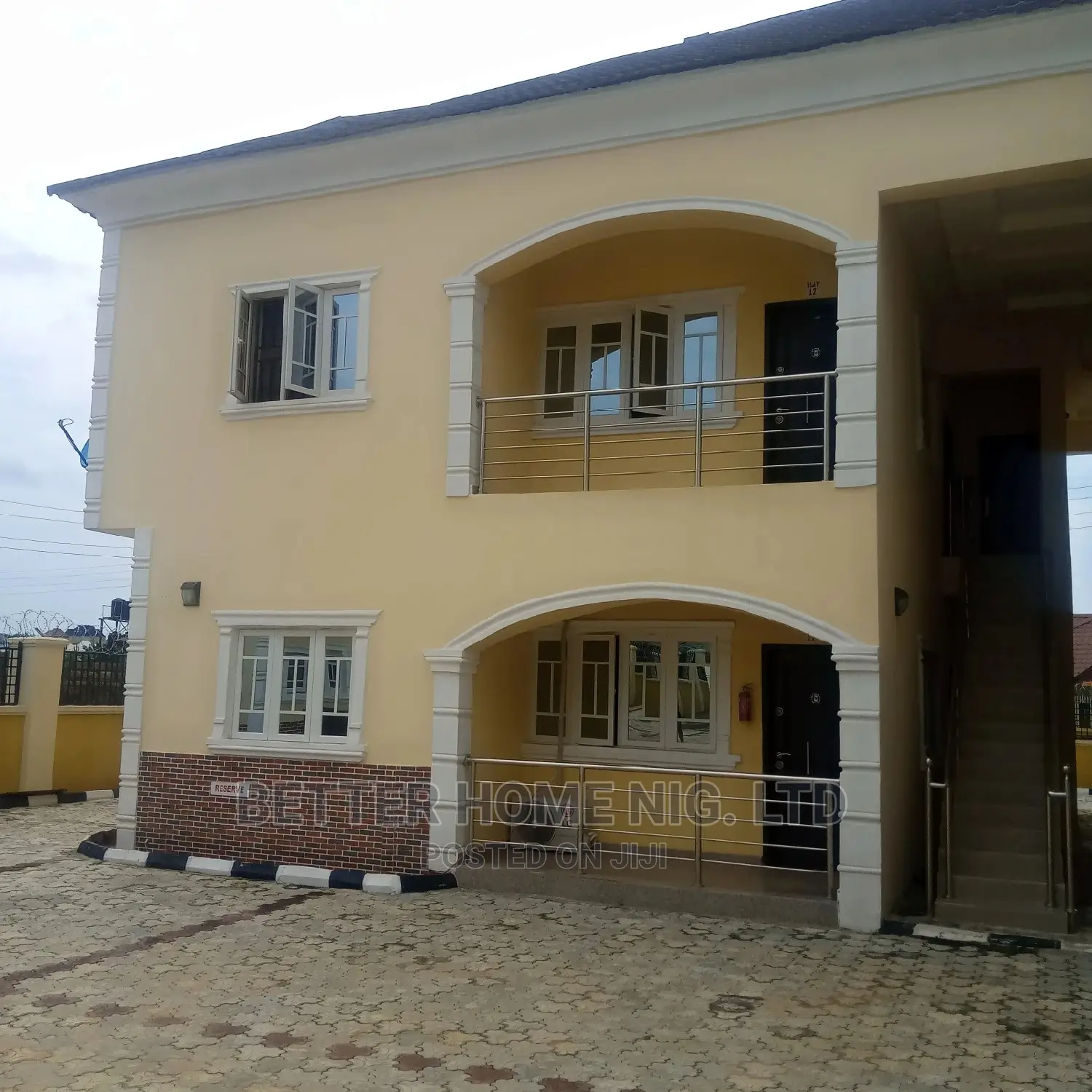 Furnished 3bdrm Block of Flats in Ido for rent in Ido